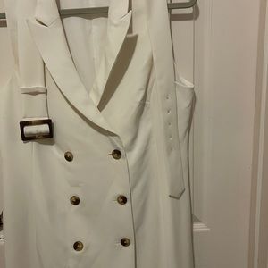 Express. Off-white Suit Dress Shirt Size Large